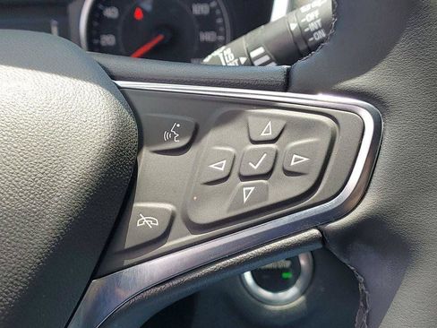 Used 2024 Chevrolet Equinox LT FWD image 10