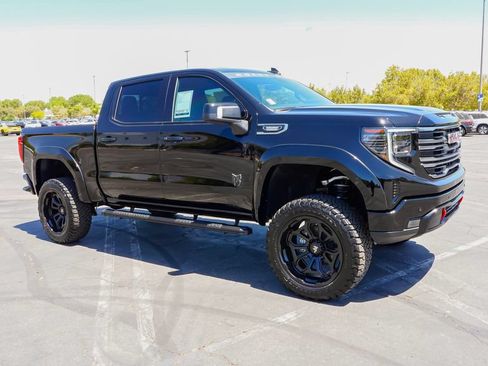 New 2026 GMC Sierra 1500 AT4 w/ AT4 Premium Package AWD/4WD image 6