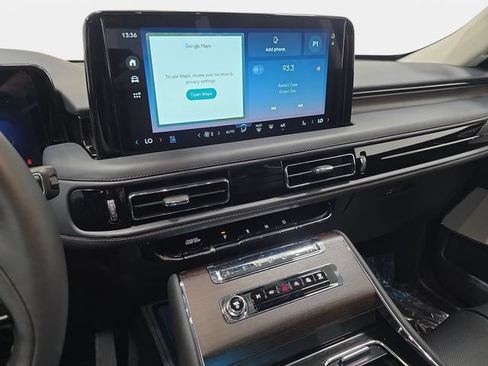 New 2026 Lincoln Aviator Reserve AWD/4WD image 17