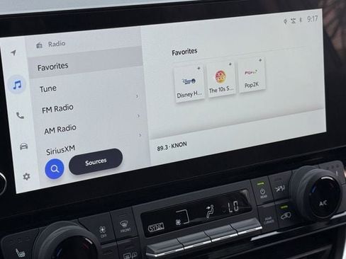 Used 2025 Toyota Grand Highlander FWD image 19