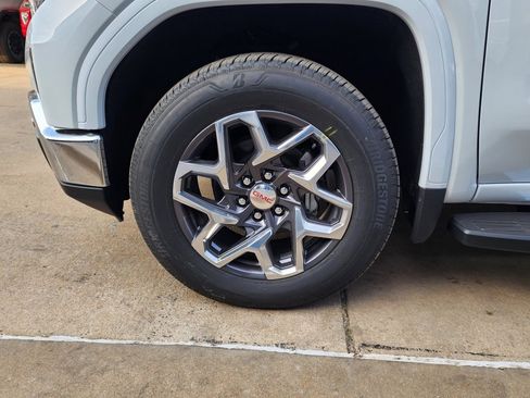 New 2026 GMC Sierra 1500 SLT image 53