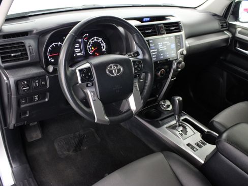 Used 2021 Toyota 4Runner SR5 Premium AWD/4WD image 13
