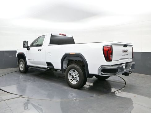 Used 2022 GMC Sierra 2500 Pro w/ Convenience Package image 5