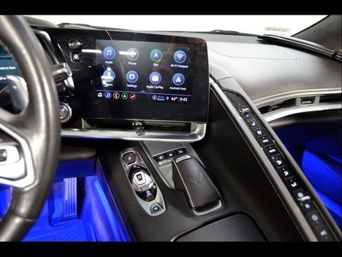 Used 2023 Chevrolet Corvette Stingray Premium Conv w/ Z51 Performance Package image 16