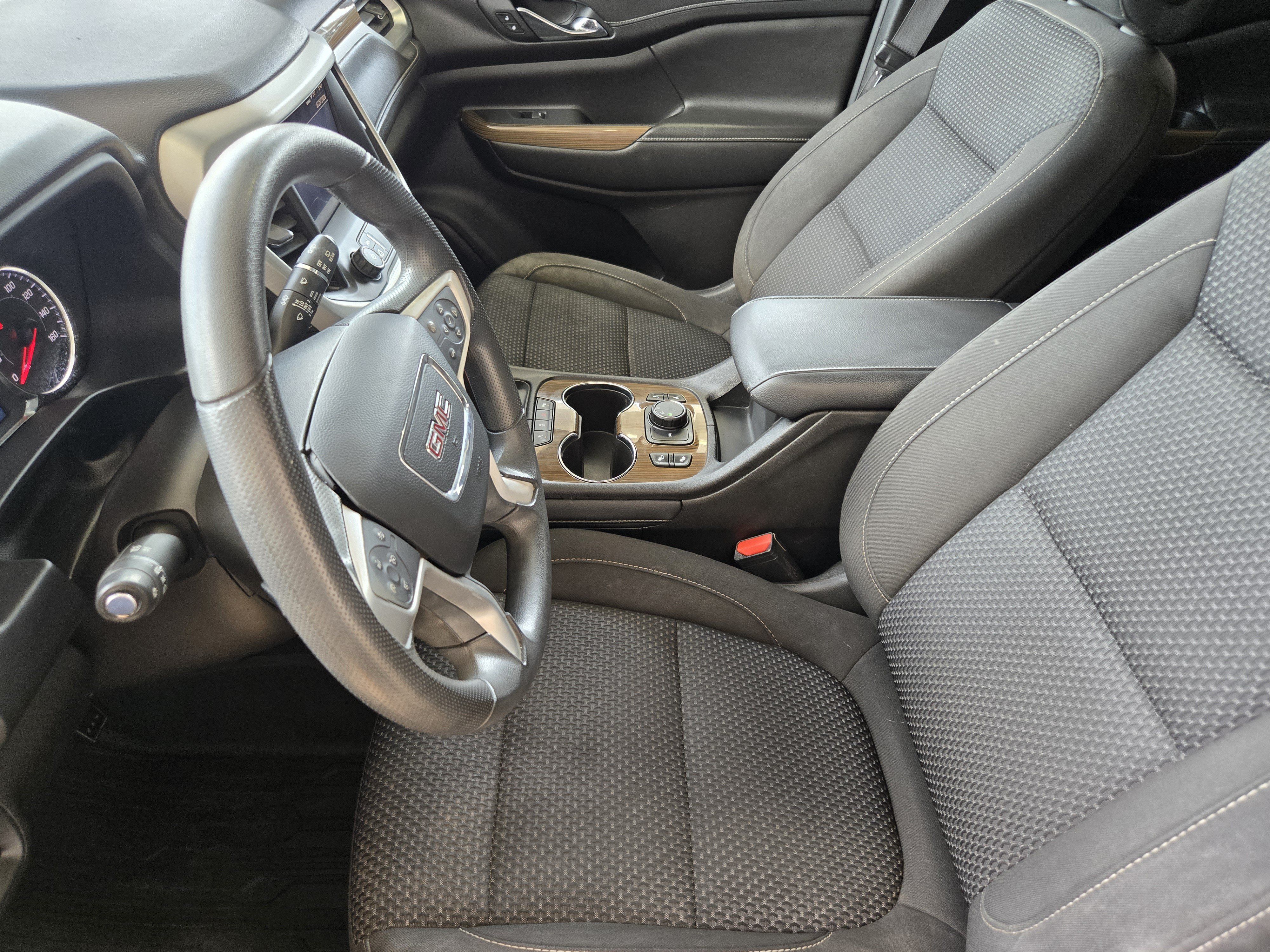 Used 2023 GMC Acadia SLE w/ Driver Convenience Package FWD image 9