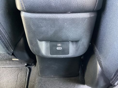 Used 2023 Nissan Versa SV image 26