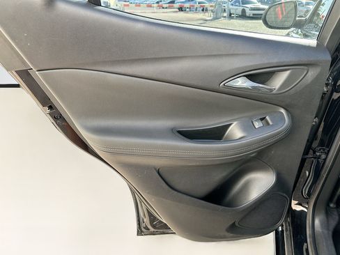 Used 2023 Buick Encore GX Select w/ Sport Touring Package image 24