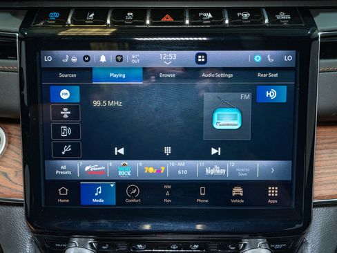 Used 2023 Jeep Grand Cherokee Summit w/ High Altitude Package image 22