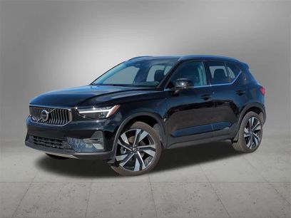 Used 2023 Volvo XC40 B5 Ultimate w/ Protection Package Premier