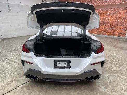 Used 2022 BMW M850i xDrive Coupe image 25