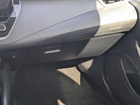Used 2024 Toyota Corolla LE FWD image 29