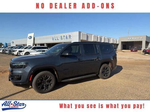 Used 2023 Jeep Wagoneer Series II image 1