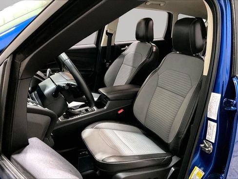 Used 2018 Ford Escape SE w/ SE Sport Appearance Package image 20