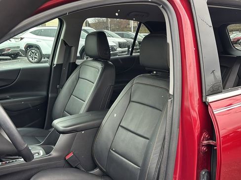 Used 2018 Chevrolet Equinox Premier image 10