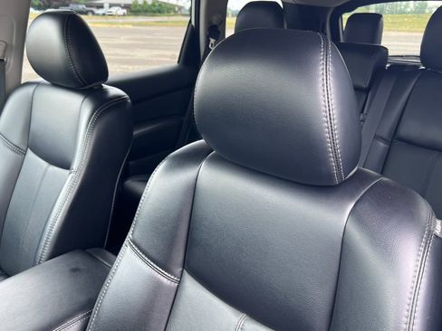 Used 2020 Nissan Pathfinder SL w/ Cargo Package AWD/4WD image 12