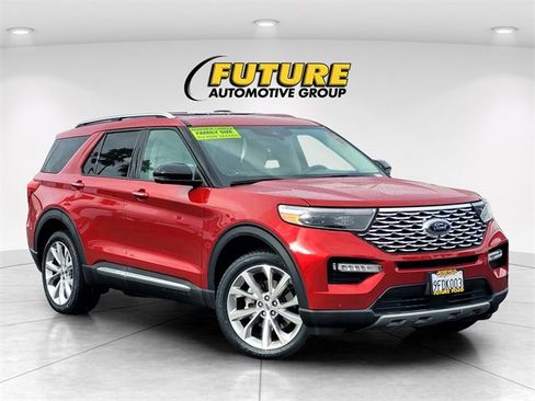 Certified 2022 Ford Explorer Platinum w/ Equipment Group 601A image 1