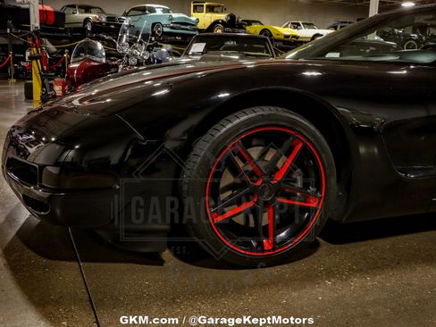 Used 2002 Chevrolet Corvette Convertible w/ Preferred Equipment Group2 image 52