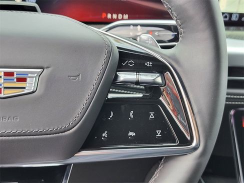 Used 2025 Cadillac Escalade V image 29