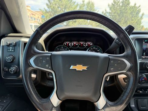 Used 2015 Chevrolet Silverado 1500 LTZ AWD/4WD image 28