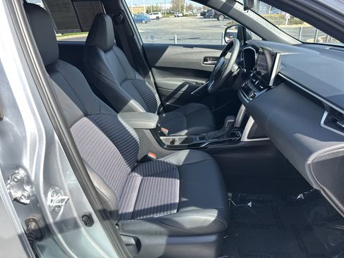 Certified 2025 Toyota Corolla Cross AWD Hybrid w/ Convenience Package image 33