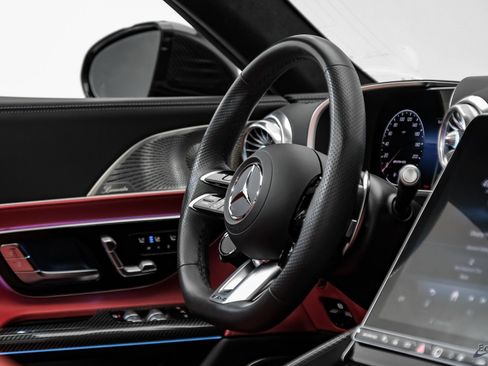 Used 2024 Mercedes-Benz SL 63 AMG S e Performance 4MATIC image 71