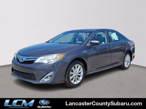 Used 2013 Toyota Camry XLE w/ Leather Pkg FWD image 1