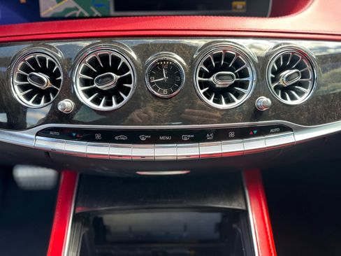 Used 2018 Mercedes-Benz S 560 4MATIC Sedan w/ AMG Line Exterior image 27