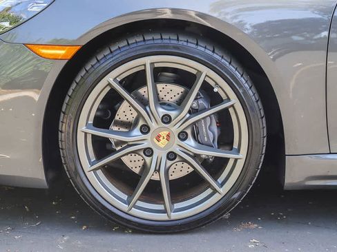 Used 2021 Porsche 718 Cayman RWD image 11