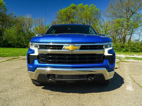 Used 2023 Chevrolet Silverado 1500 LT w/ Max Trailering Package image 7