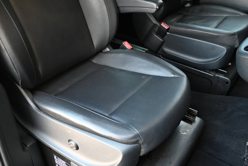 Used 2020 Mercedes-Benz Metris Passenger image 18