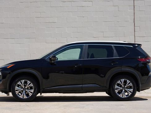 Used 2023 Nissan Rogue SV w/ SV Premium Package FWD image 8