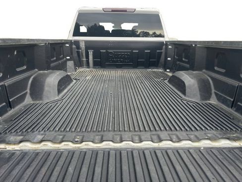 Used 2024 Chevrolet Silverado 2500 LT AWD/4WD image 19