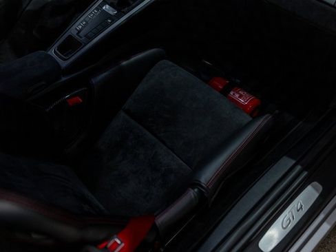 Used 2016 Porsche Cayman GT4 image 32