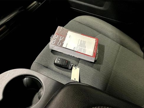 Used 2022 RAM 2500 Tradesman image 33