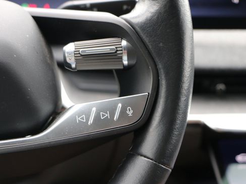 Used 2024 Lucid Air Touring AWD/4WD image 19