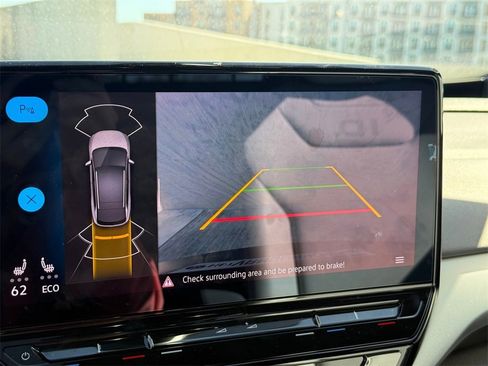 Used 2022 Volkswagen ID.4 Pro S image 16