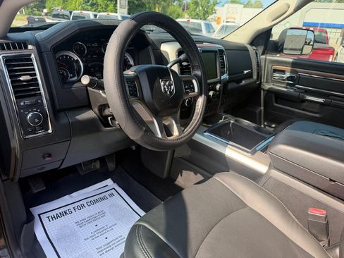 Used 2015 RAM 2500 Laramie w/ Black Appearance Group AWD/4WD image 22