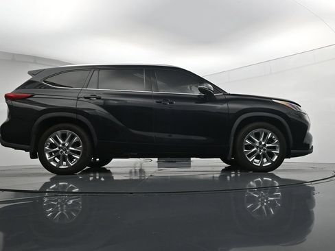 Used 2020 Toyota Highlander Limited AWD/4WD image 41