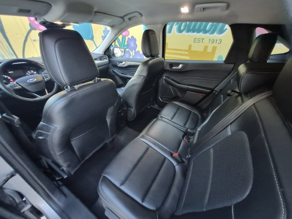 Used 2021 Ford Escape SEL AWD/4WD image 15