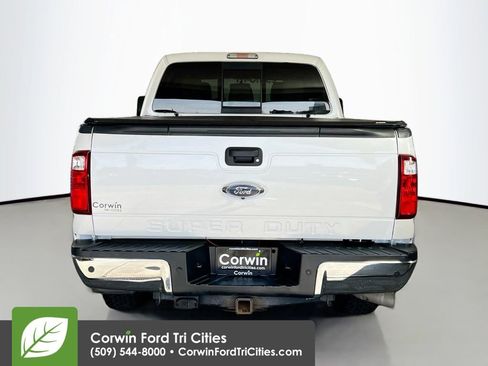 Used 2016 Ford F250 Lariat w/ Lariat Ultimate Package AWD/4WD image 13