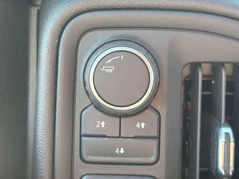 Used 2025 Chevrolet Silverado 3500 W/T image 20