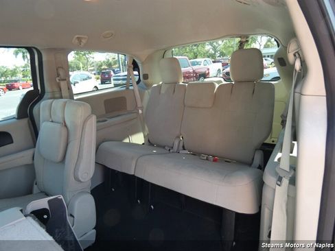 Used 2011 Dodge Grand Caravan Mainstreet w/ PWR Convenience Group FWD image 42