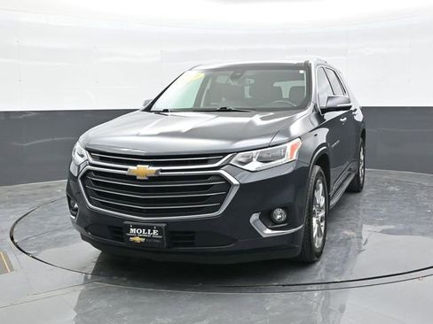 Used 2019 Chevrolet Traverse Premier AWD/4WD image 2