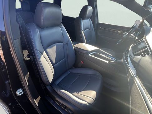 Used 2024 Buick Enclave Essence w/ Sport Touring Edition image 23