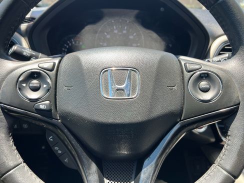 Used 2017 Honda HR-V EX-L image 17