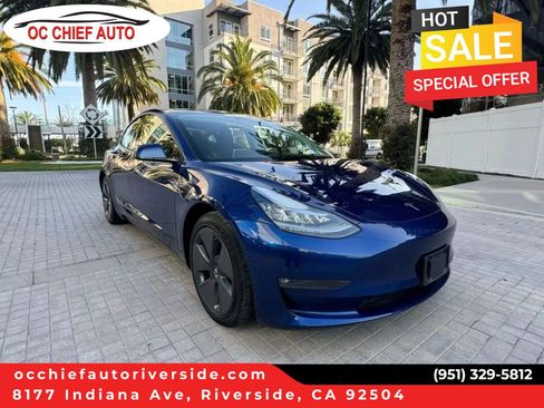 Used 2023 Tesla Model 3 Standard Range RWD image 1