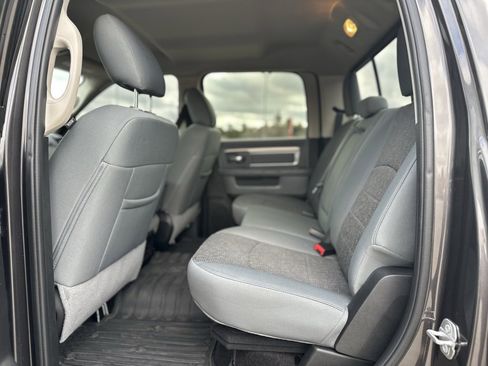 Used 2018 RAM 2500 Big Horn image 29
