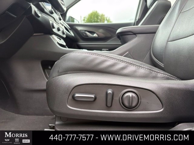 Used 2023 GMC Terrain SLT w/ Infotainment Package II AWD/4WD image 30
