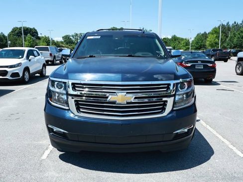 Used 2017 Chevrolet Tahoe Premier RWD image 2