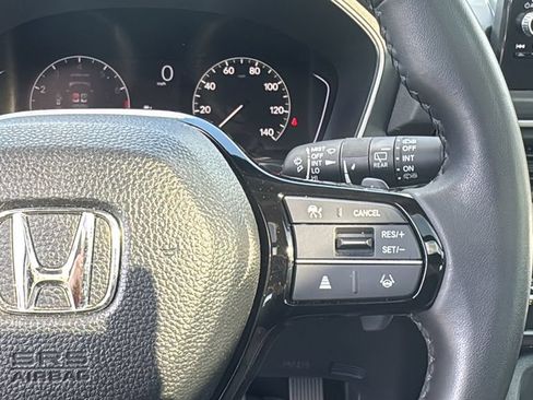 Used 2025 Honda Pilot Touring image 18